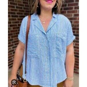 Striped Button-Front Short Sleeve Shirt - Blue